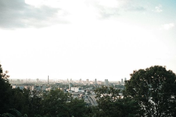 Exploring the Hidden Gems of the UK's Historic Canals: An Engaging Journey Through Guided Adventures